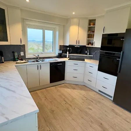 4 Star In * Tjeldsto